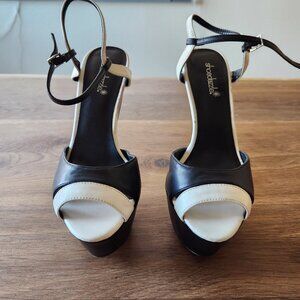 NEW Shoe Dazzle 6" Platform heels size 10